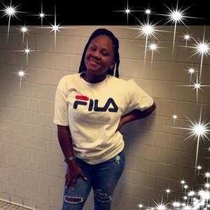 Meet your Posher, Sharonda